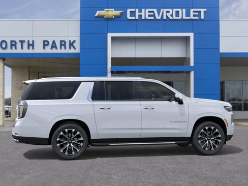 New 2026 Chevrolet Suburban High Country image 5