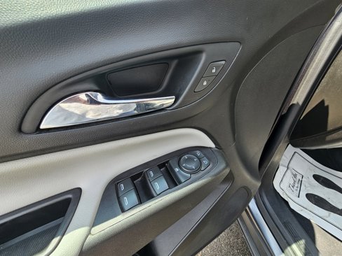 Used 2022 Chevrolet Equinox LT image 21