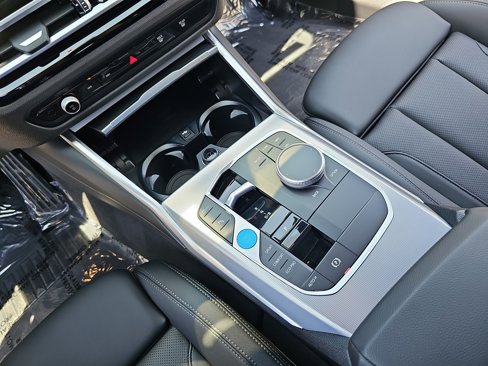 Used 2024 BMW i4 xDrive40i w/ Convenience Package image 25