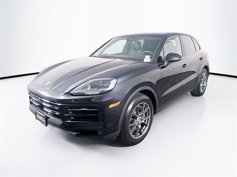 Used 2025 Porsche Cayenne image 1
