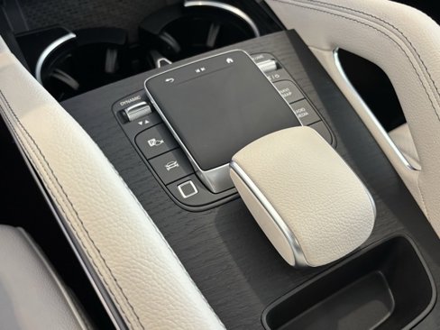 New 2026 Mercedes-Benz GLE 450 4MATIC image 17