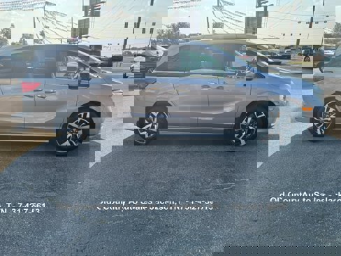 Used 2023 Honda Odyssey Touring image 5