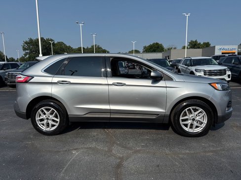 Used 2024 Ford Edge SEL w/ Convenience Package image 7