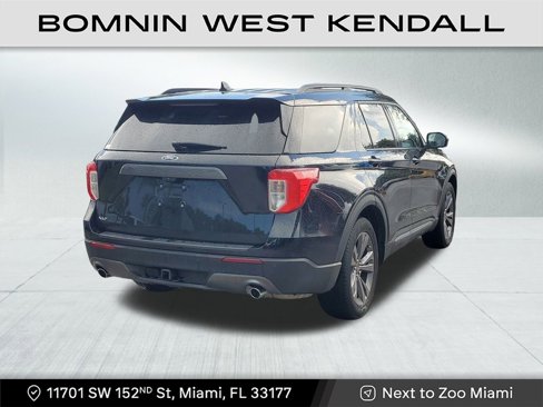 Used 2022 Ford Explorer XLT w/ Equipment Group 202A image 7
