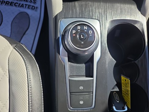 Used 2024 Ford Escape Platinum w/ Premium Technology Package image 35