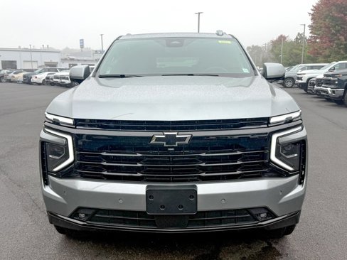 New 2026 Chevrolet Suburban RST image 2