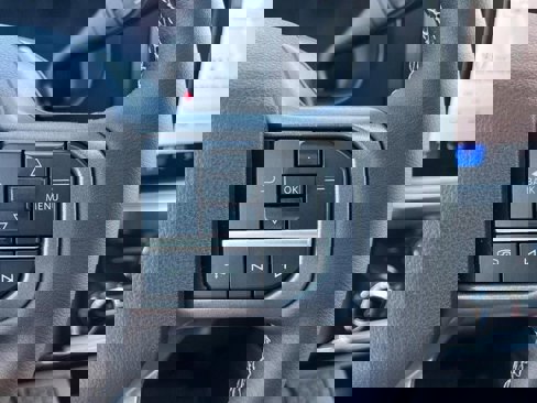 New 2025 Ford F350 Lariat w/ Chrome Package image 15