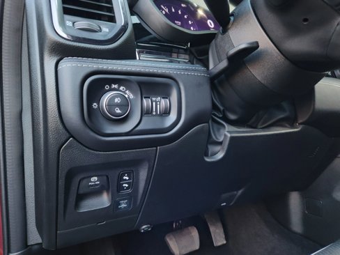 Used 2025 RAM 1500 Limited w/ Bed Utility Group image 15