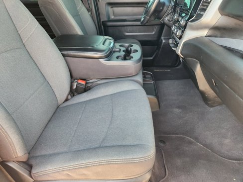 Used 2024 RAM 3500 Tradesman image 16