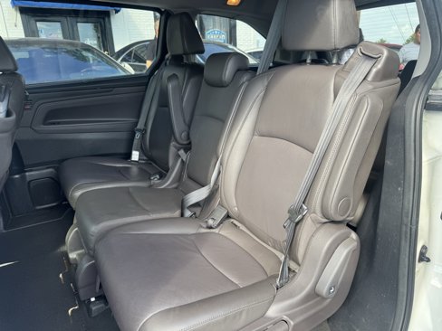 Used 2019 Honda Odyssey Elite image 14