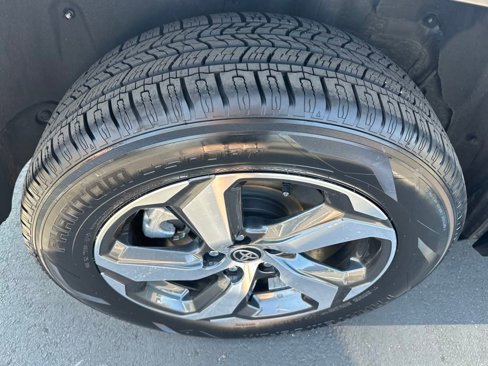Certified 2024 Toyota RAV4 SE image 27