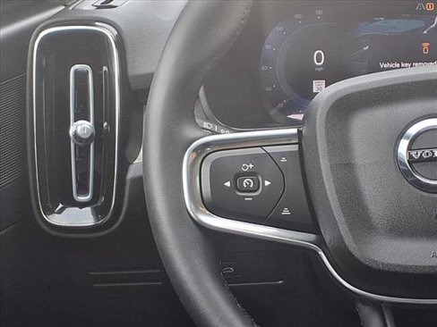 Used 2023 Volvo XC40 B5 Plus w/ Driver Assist Package image 25