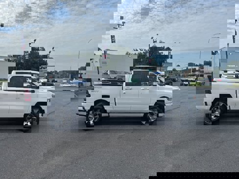 Used 2023 RAM 1500 Laramie image 5
