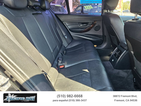 Used 2014 BMW 328i Sedan w/ Premium Package image 16