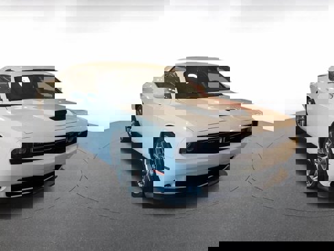 Used 2023 Dodge Challenger GT image 3