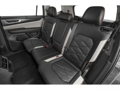 New 2026 Volkswagen Atlas Peak Edition image 15
