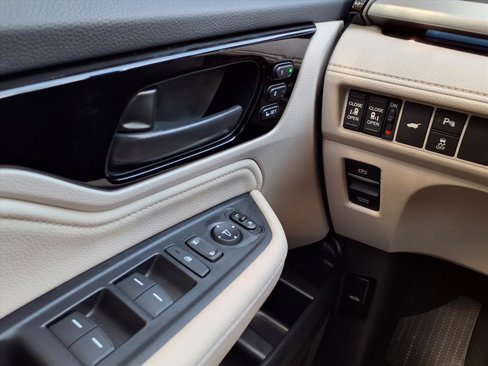 New 2026 Honda Odyssey Touring image 6