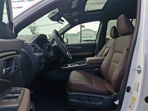 Used 2025 Honda Ridgeline RTL+ image 13