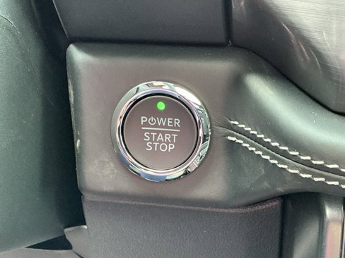New 2025 Ford F150 Lightning Platinum image 33