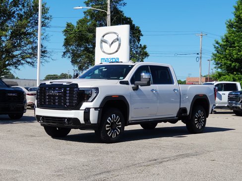 New 2025 GMC Sierra 2500 Denali Ultimate image 3