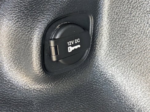 Used 2020 Jeep Cherokee Latitude Plus image 13