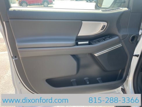 New 2025 Ford Expedition Active image 24