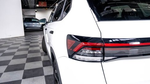 New 2025 Volkswagen Taos SE image 38