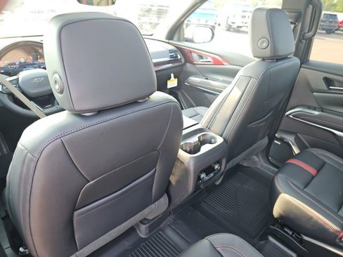 New 2026 Chevrolet Traverse RS w/ LPO, Floor Liner Package image 27