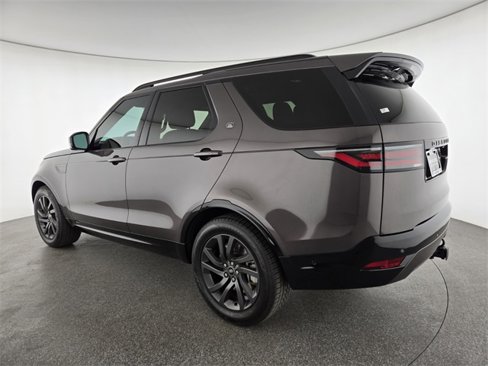 Used 2022 Land Rover Discovery S R-Dynamic image 16