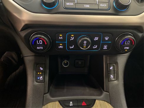 Used 2019 GMC Acadia Denali w/ Technology Package image 32