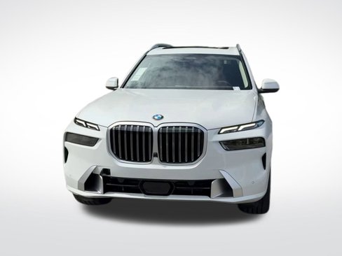 New 2026 BMW X7 xDrive40i w/ Premium Package image 3