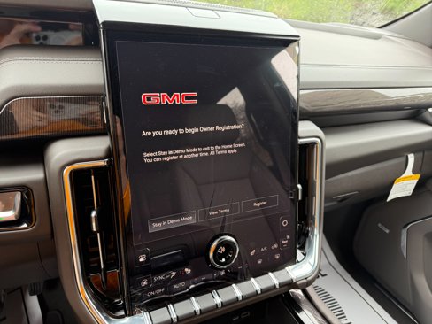 New 2025 GMC Yukon XL Elevation image 35