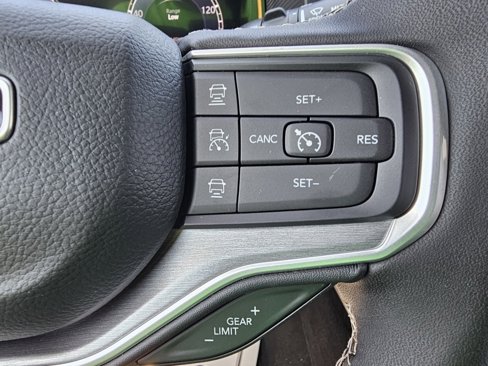 New 2025 Jeep Wagoneer Series II w/ Premium Group I image 18