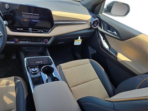New 2026 Chevrolet Equinox ACTIV image 12