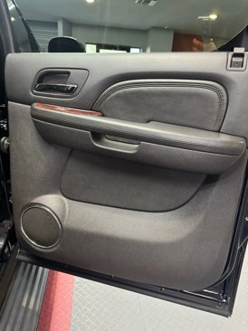 Used 2014 Cadillac Escalade ESV Premium image 29