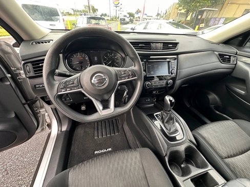 Used 2020 Nissan Rogue S image 12