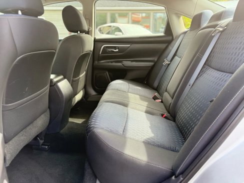 Used 2016 Nissan Altima 2.5 SV image 23