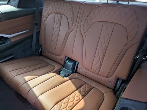 New 2026 BMW X7 M60i image 7