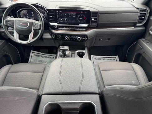 Used 2024 GMC Sierra 1500 Elevation image 11