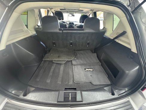 Used 2015 Jeep Compass High Altitude image 11