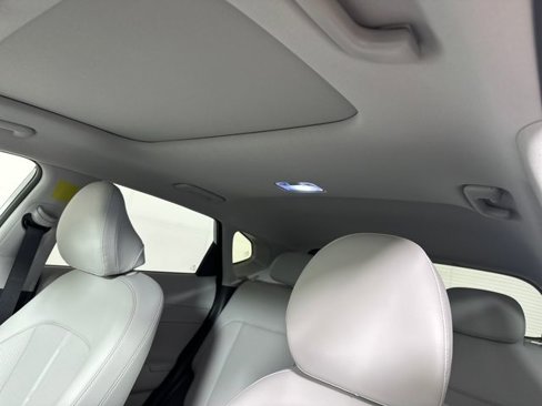 Certified 2025 Hyundai Kona Limited image 29