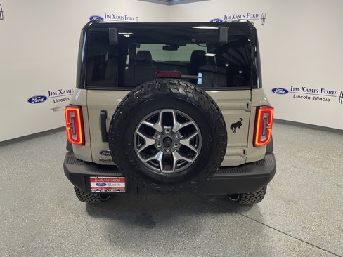 New 2025 Ford Bronco Badlands image 5