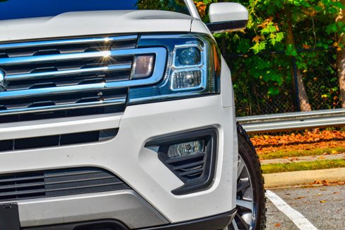 Used 2019 Ford Expedition Max XLT image 3