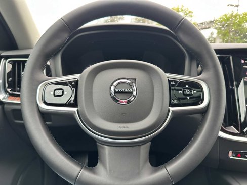 New 2026 Volvo V60 B5 Cross Country Plus w/ Climate Package image 24