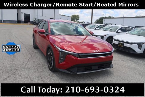 Certified 2025 Kia K4 EX image 1