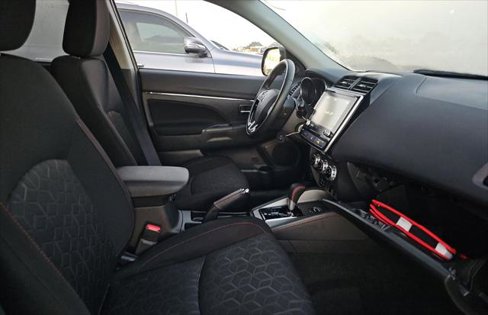 Used 2025 Mitsubishi Outlander Sport AWD image 18