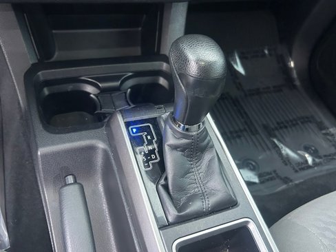 Used 2022 Toyota Tacoma SR5 image 13
