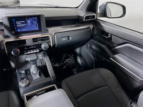 Certified 2025 Toyota Tacoma SR5 image 21