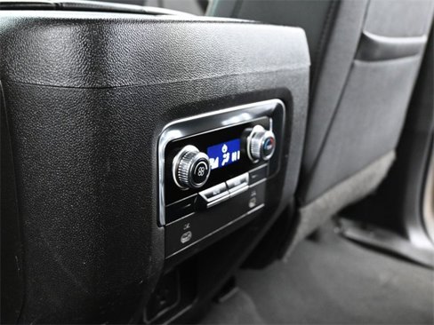 Used 2023 GMC Yukon SLT image 10