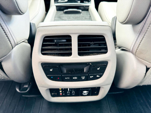 Used 2016 Honda Pilot Elite image 16